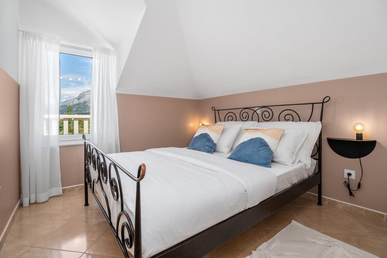 Villa Lux Промайна Екстер'єр фото